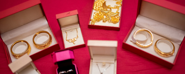 黄金纯度999与9999的区别 如何选择适合的金银饰品